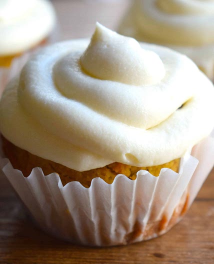 Keto Carrot Cupcakes