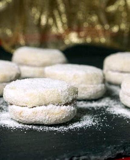 Vanilice (Serbian Little Vanilla Cookies)