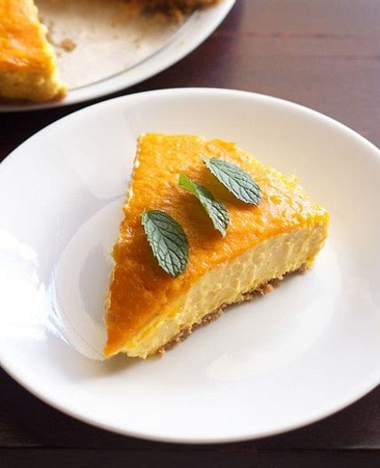 Mango Cheesecake Recipe (No Bake + Eggless)