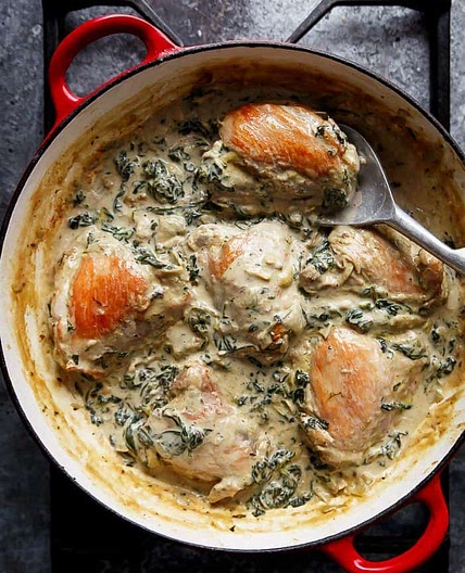 Creamy Spinach Artichoke Chicken Thighs