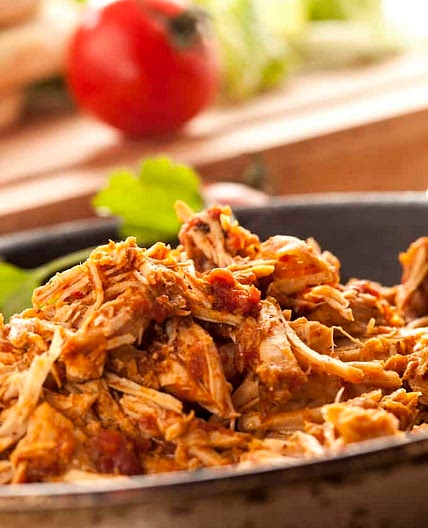 Easy 2-Ingredient Slow Cooker Salsa Chicken Recipe