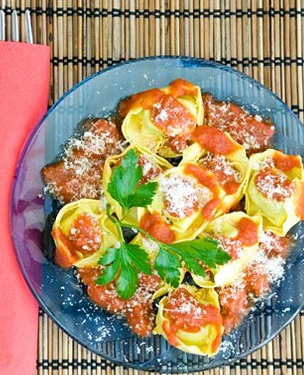 Tortellini mit getrockneten Tomaten
