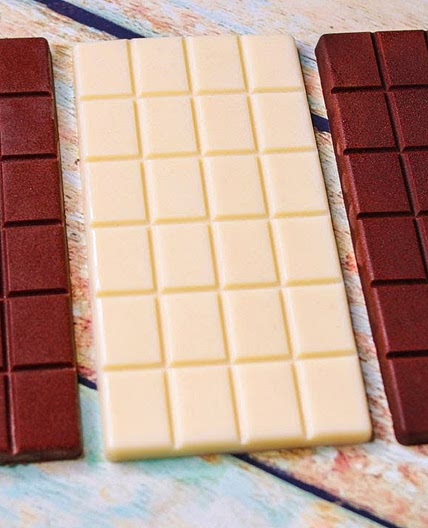 Homemade Chocolate Bar Without Coconut Oil or Cocoa Butter | Homemade Chocolate With Vanaspati Ghee