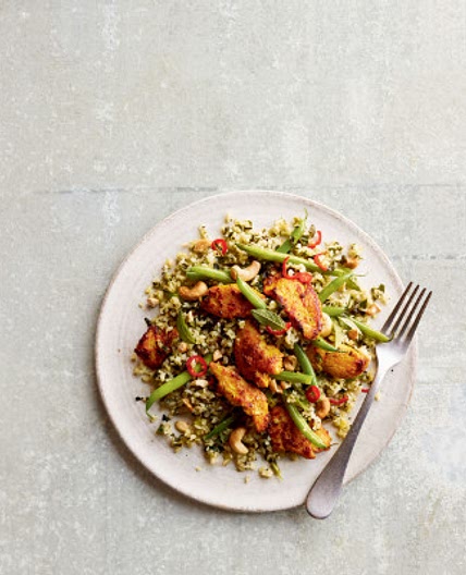 Mango chicken, cashew & coconut rice stir fry