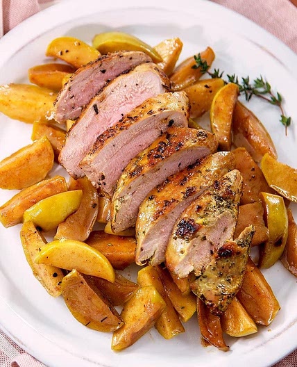 Pork Tenderloin with Pumpkin-Spiced Apples