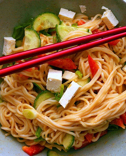 peanut sesame noodles