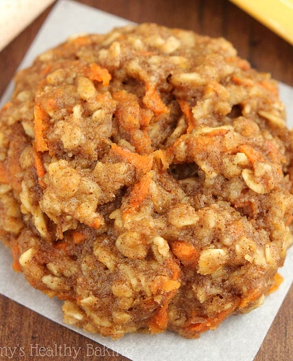 Healthy Carrot Cake Oatmeal Cookies