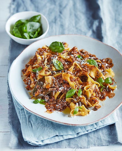 Mushroom & lentil pappardelle Bolognese