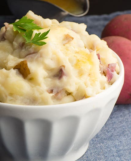 Vegan Chunky Garlic Mashed Potatoes