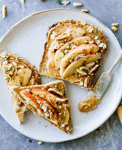 Apple Cinnamon Peanut Butter Breakfast Toast
