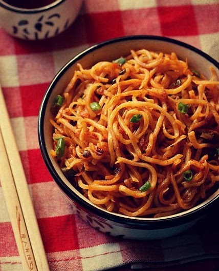 Schezwan Noodles (Spicy)