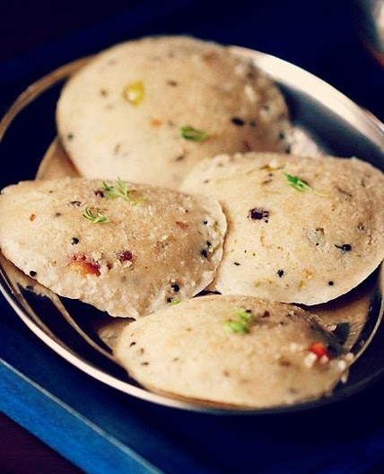 Oats Idli Recipe (Requires No Fermentation)