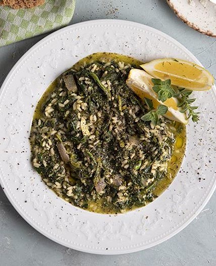 Greek spinach and rice – Spanakorizo