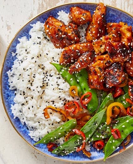 Sweet & Spicy Chicken with Jasmine Rice & Snow Peas