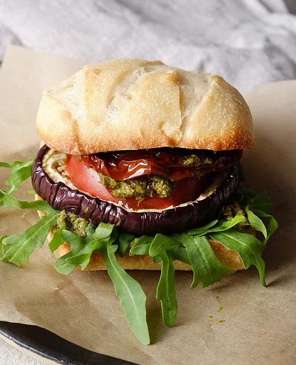 Veganer Pesto Burger