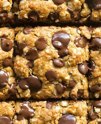 Healthy Oatmeal Cookie Bars (Vegan and Gluten-Free!)