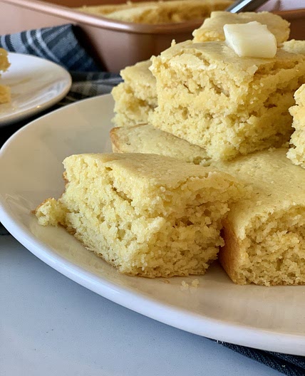 Skinny Classic Cornbread