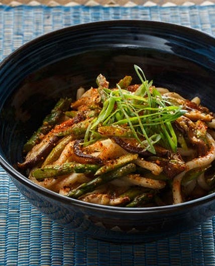 Fresh Udon Noodle Stir-Fry with Asparagus, Shiitake Mushrooms & Togarashi
