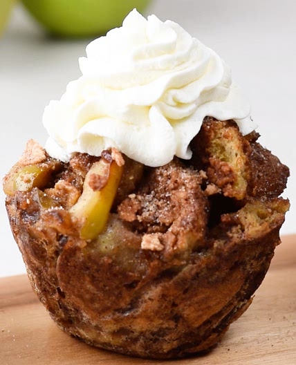 Crunchy Apple French Toast Cup