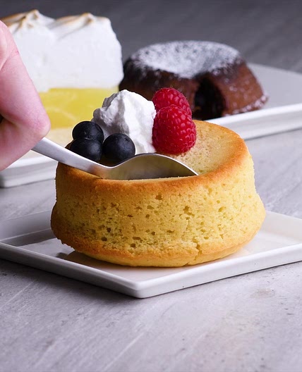 Lemon Meringue Lava Cake
