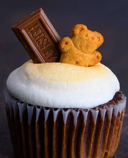 S’mores Cupcakes | So Yummy