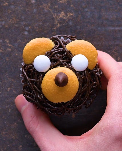 Brown Bear Cupcakes | So Yummy