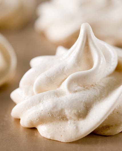 Minute Meringues