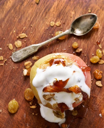 Cheesecake Stuffed Baked Apples