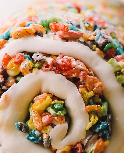 Fruity Pebbles Marshmallow Pinwheel