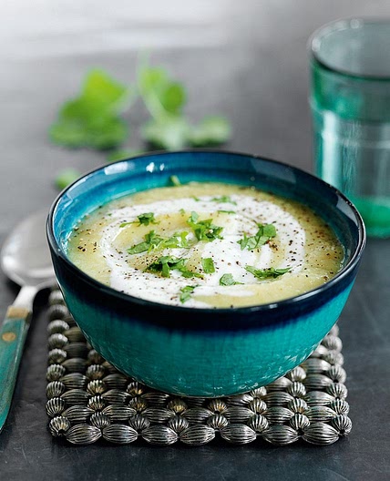 Curried parsnip soup