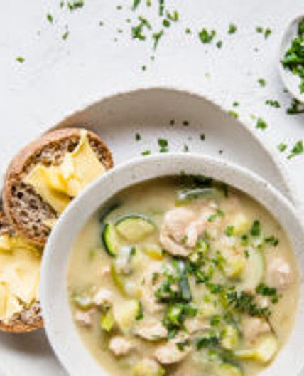 Low-carb hearty chicken and vegetable stew