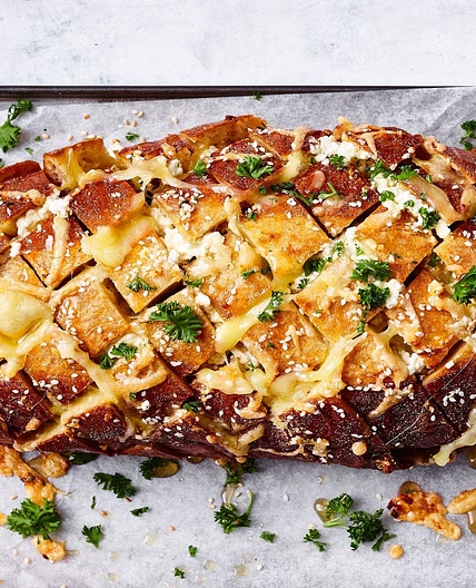 Fetta, thyme and honey loaded loaf