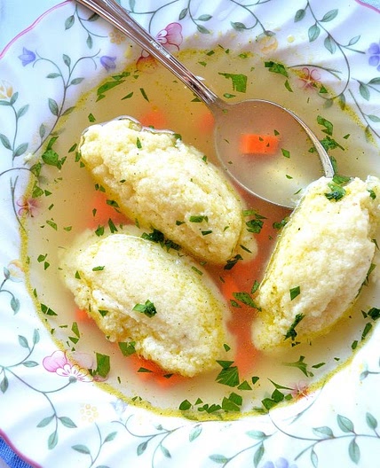 Griessnockerl – Austrian Semolina Dumpling Soup