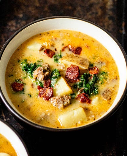 Whole30 Zuppa Toscana Soup (Dairy-Free, Paleo, + Low Carb Option)