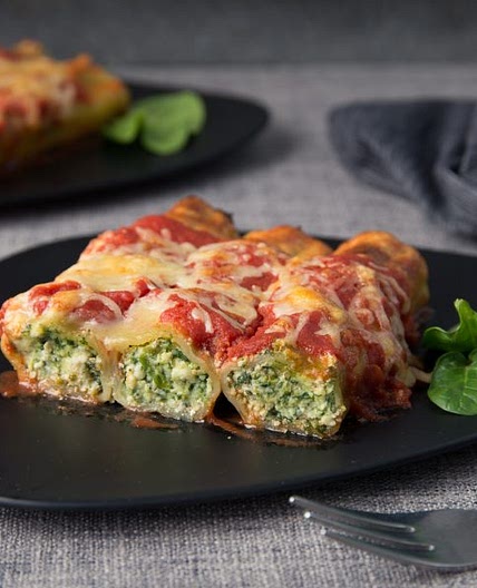 Cannelloni with Spinach & Ricotta