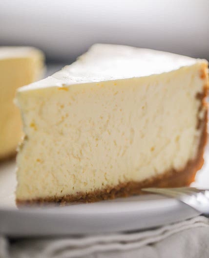 THE CHEESECAKE
