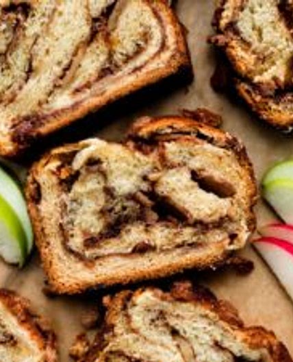 Apple Cinnamon Babka