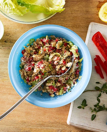 Mediterranean tuna salad with lemon, red pepper, and oregano