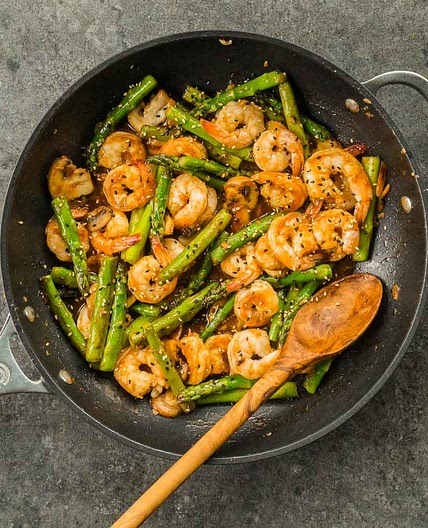 15-Minute Spicy Shrimp Asparagus