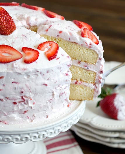 Fresh Strawberry Cake