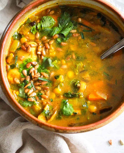 One-Pot Yellow Split Pea Soup