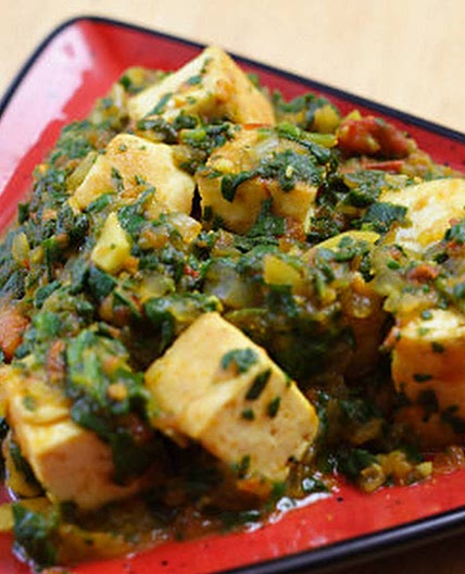 Palak Tofu (Tofu in Curried Spinach Sauce)