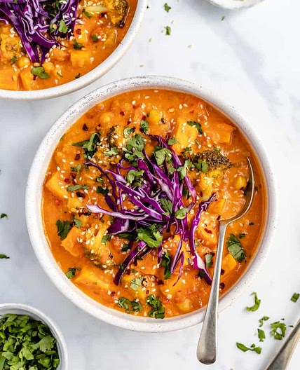 Slow Cooker Coconut Quinoa Curry