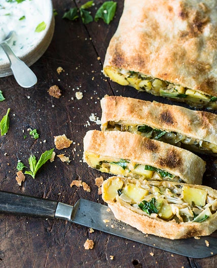 Spitzkohl-Kartoffel-Strudel