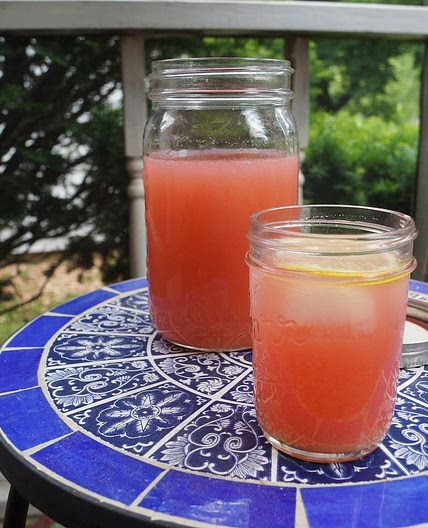 Rhubarb Ginger Lemonade
