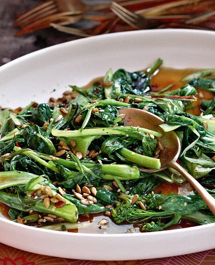 Stir-fried vegetable salad (Pad pak)