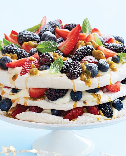 Egg-free pavlova with summer berries