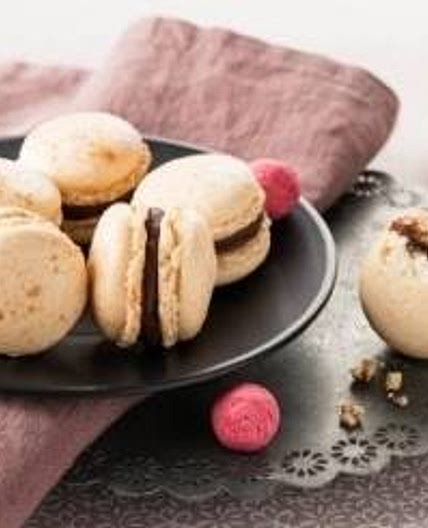 Macaron chocolat-noisettes grillées