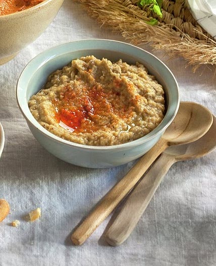 Dip de berenjena braseada con curry