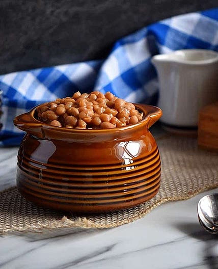 Homemade Quebec Maple Baked Beans